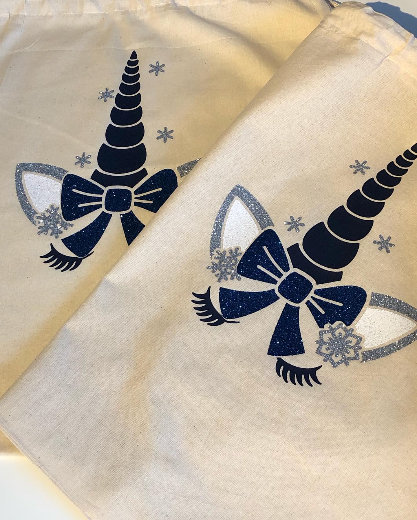Unicorn Christmas Drawstring bag